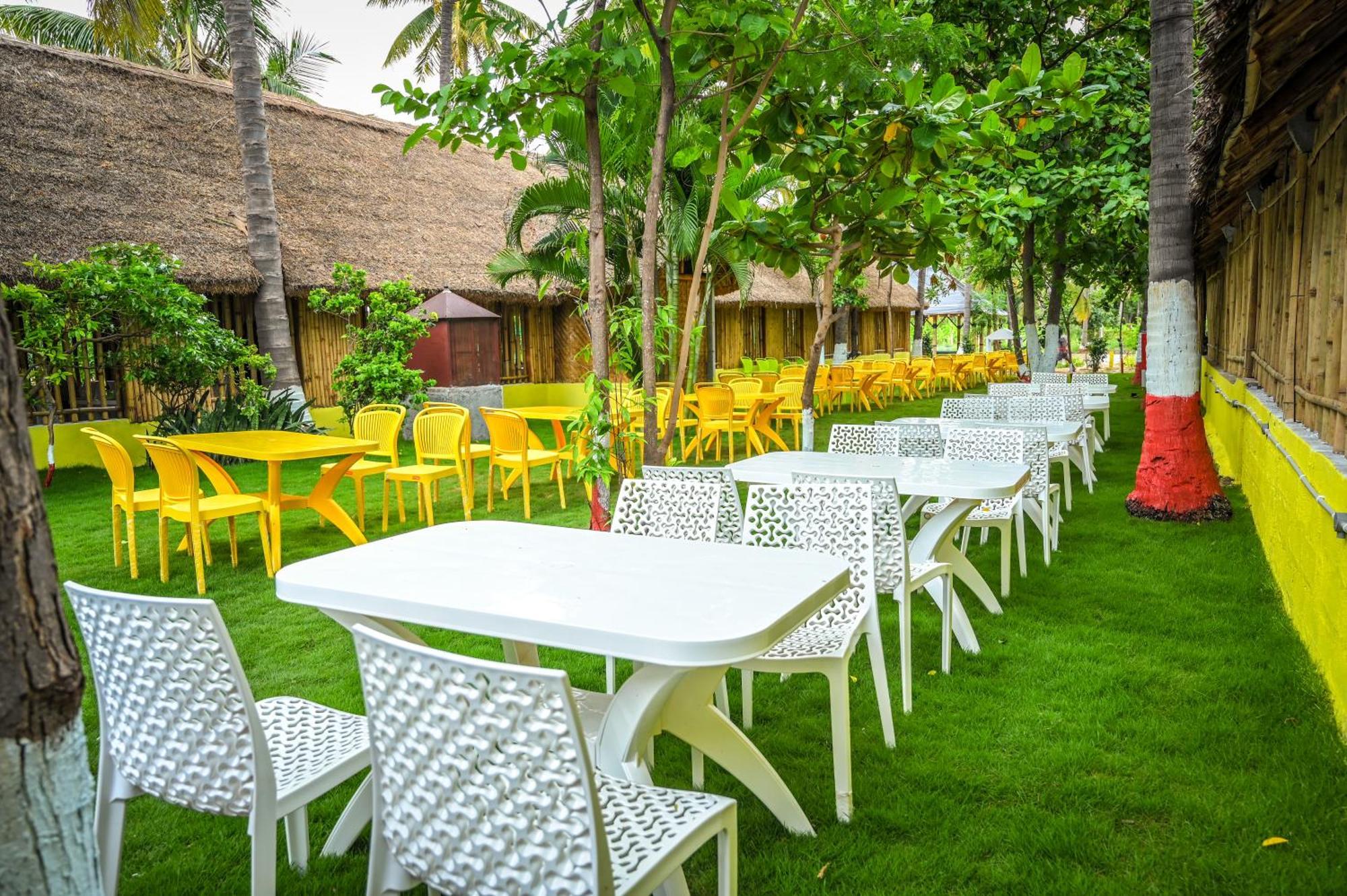 Tamarind Tree Way Side Amenities Hotel Hospet Bagian luar foto