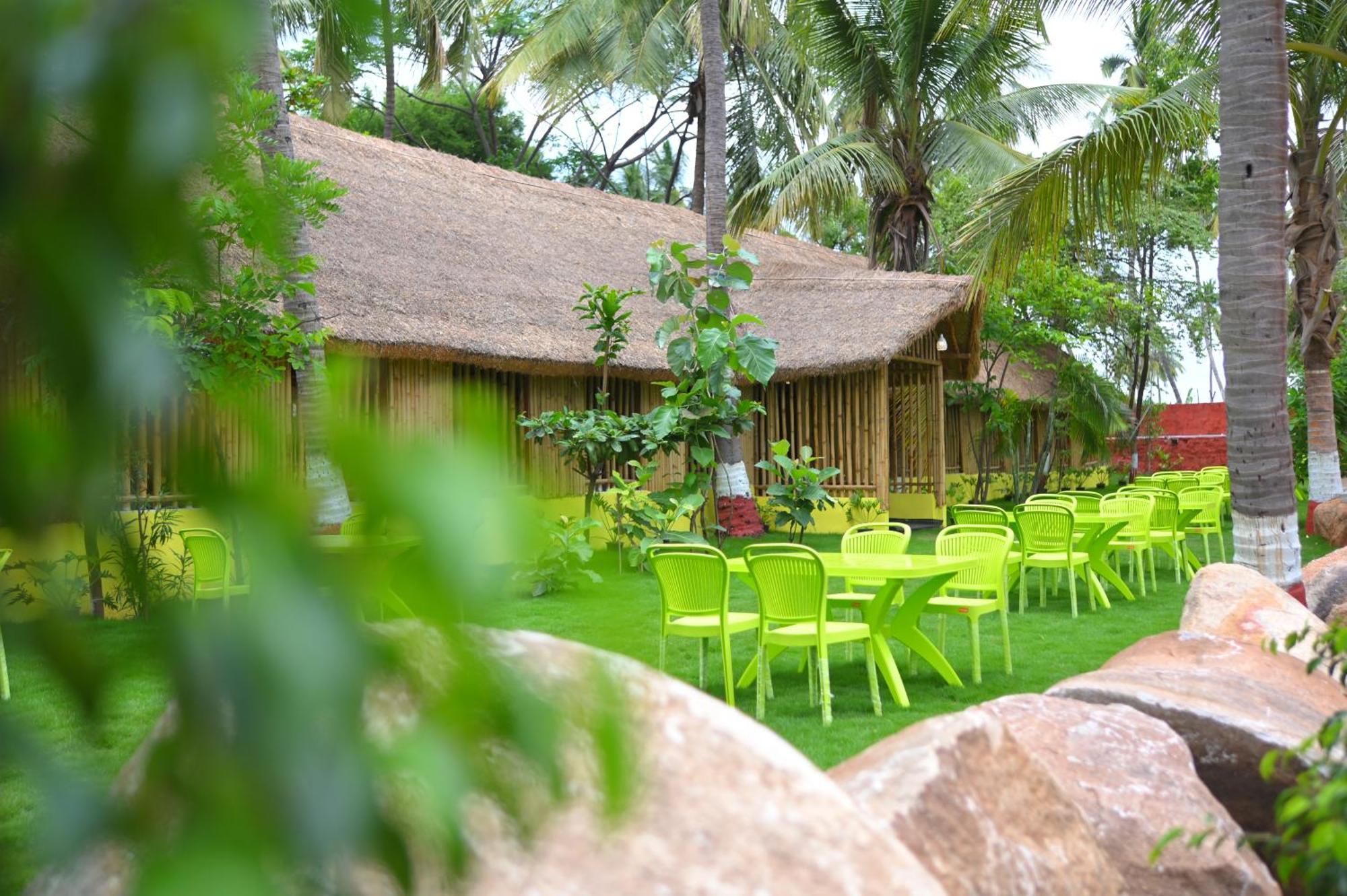 Tamarind Tree Way Side Amenities Hotel Hospet Bagian luar foto