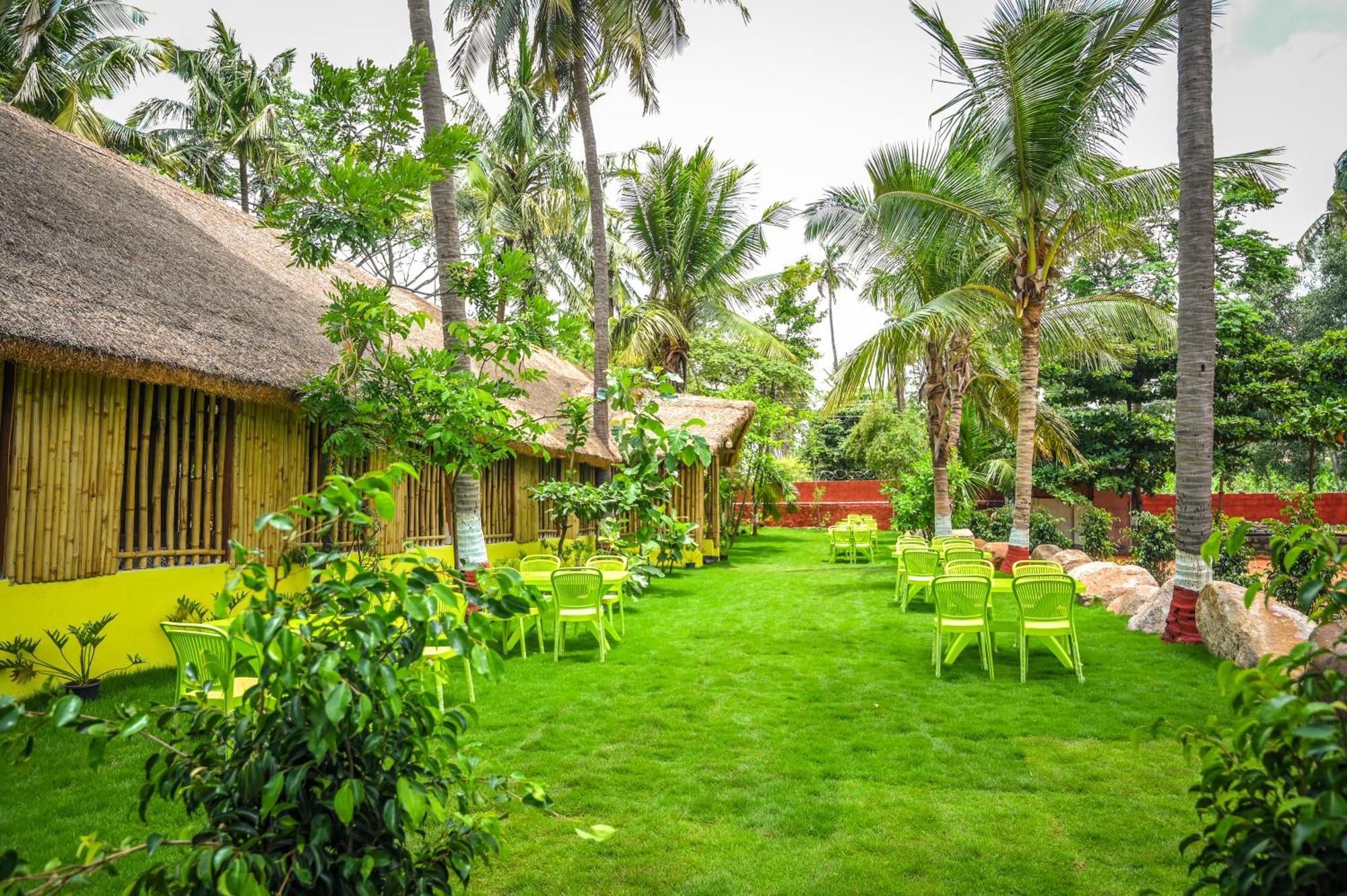 Tamarind Tree Way Side Amenities Hotel Hospet Bagian luar foto